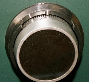 Sentry R3910 Combination Dial showing spy proof ring